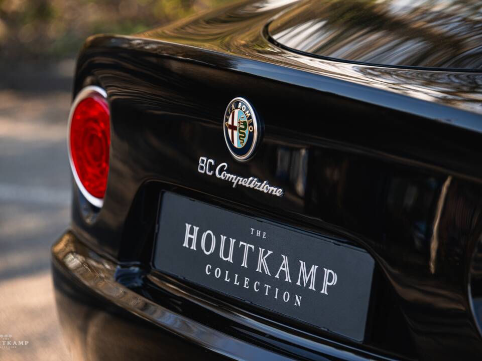 Bild 9/17 von Alfa Romeo 8C Competizione (2008)