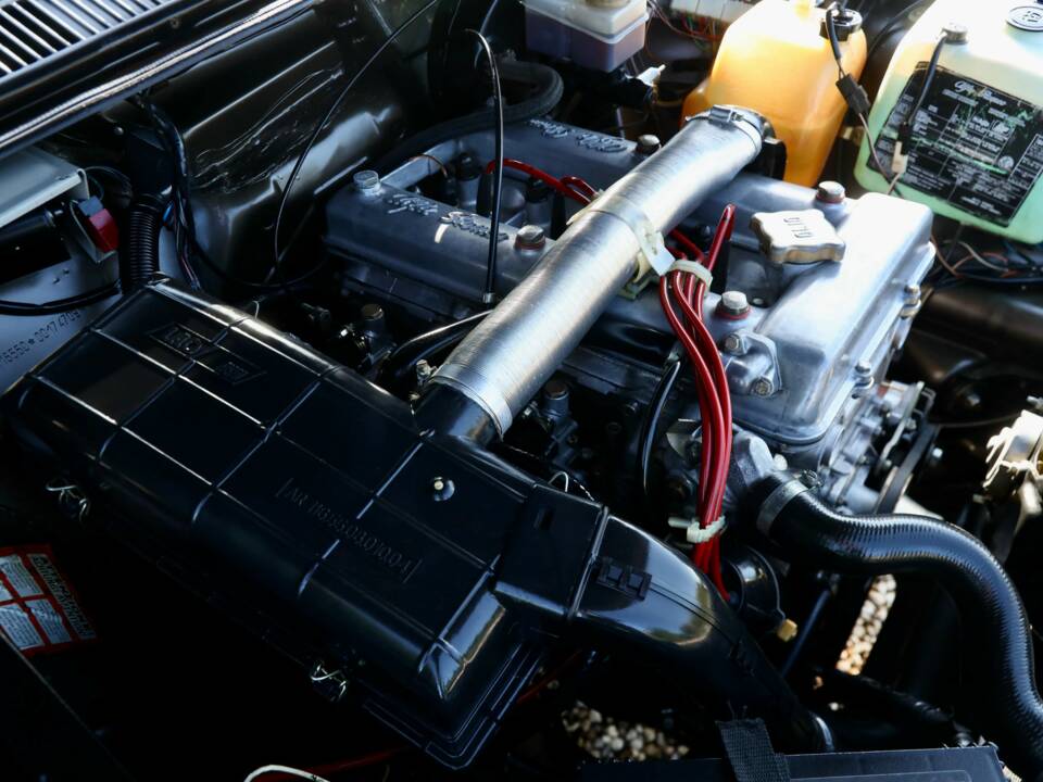 Bild 47/50 von Alfa Romeo Alfetta 2.0 (1984)