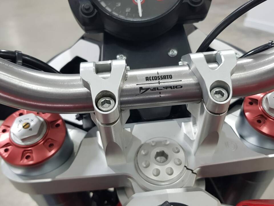 Bild 12/57 von Bimota DB6 Delirio (2009)