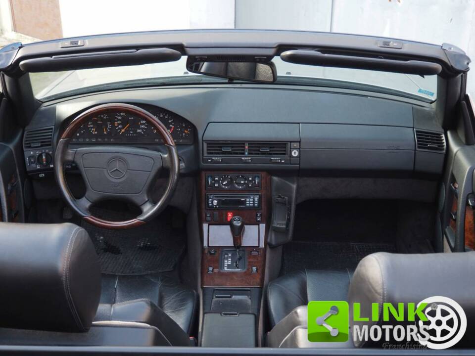 Imagen 10/10 de Mercedes-Benz 300 SL-24 (1993)