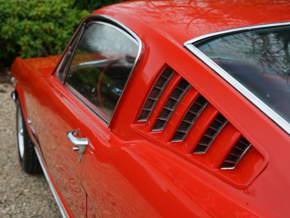 Immagine 18/50 di Ford Mustang 289 (1965)