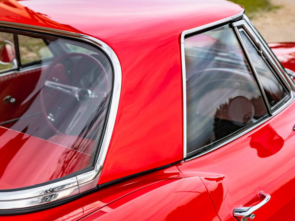 Image 27/64 of Chevrolet Corvette Sting Ray Convertible (1964)