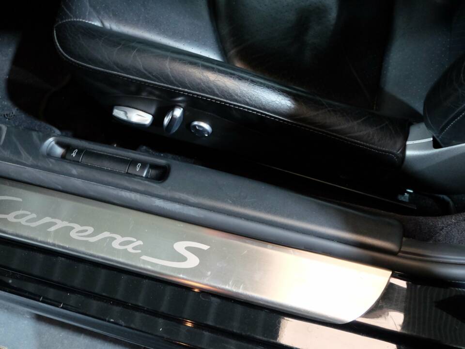 Bild 4/29 von Porsche 911 Carrera S (2006)