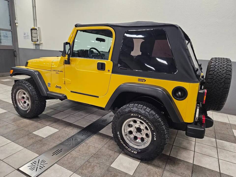 Image 10/17 de Jeep Wrangler Sport 4.0 (2002)