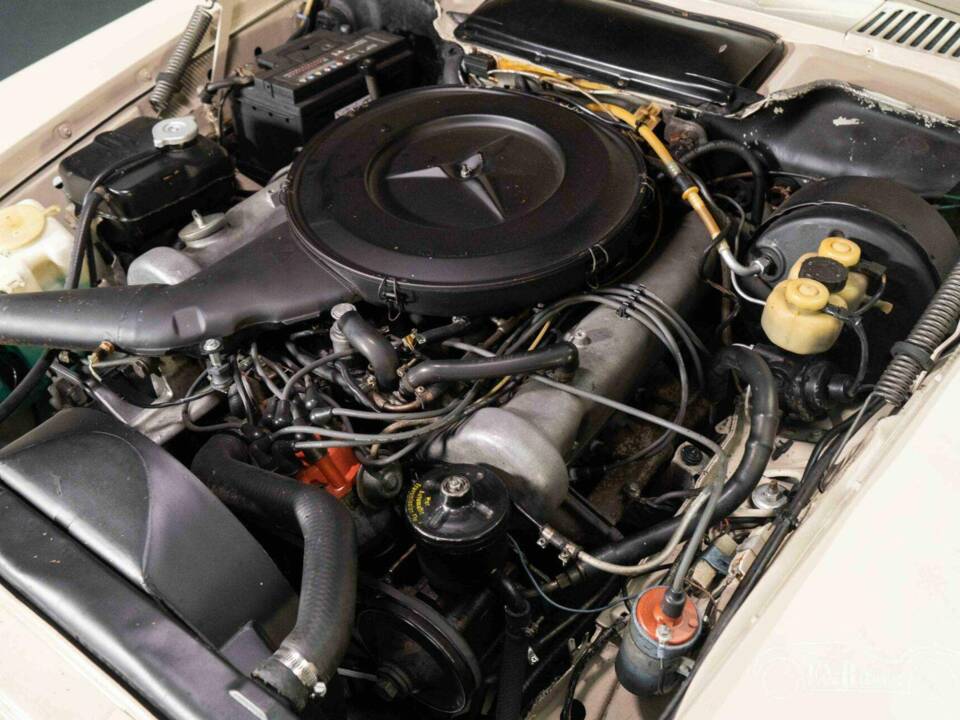 Image 3/19 of Mercedes-Benz 350 SL (1972)