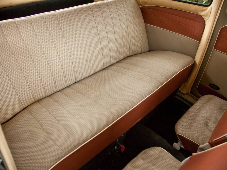 Image 26/52 of Volkswagen Beetle 1200 Export "Dickholmer" (1957)