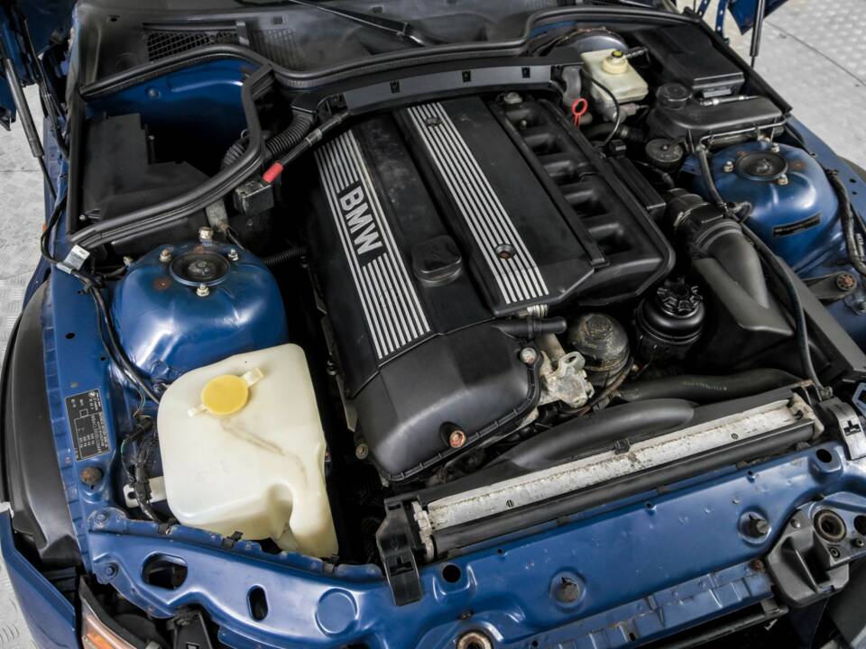 Image 35/50 of BMW Z3 2.0 (1999)