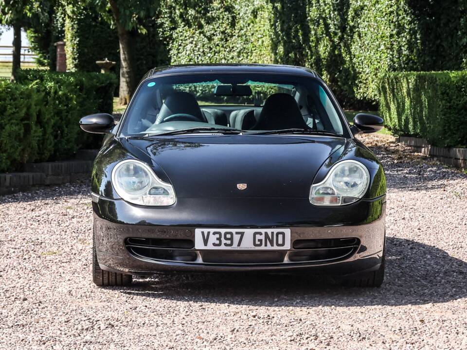 Afbeelding 6/43 van Porsche 911 Carrera 4 (1999)