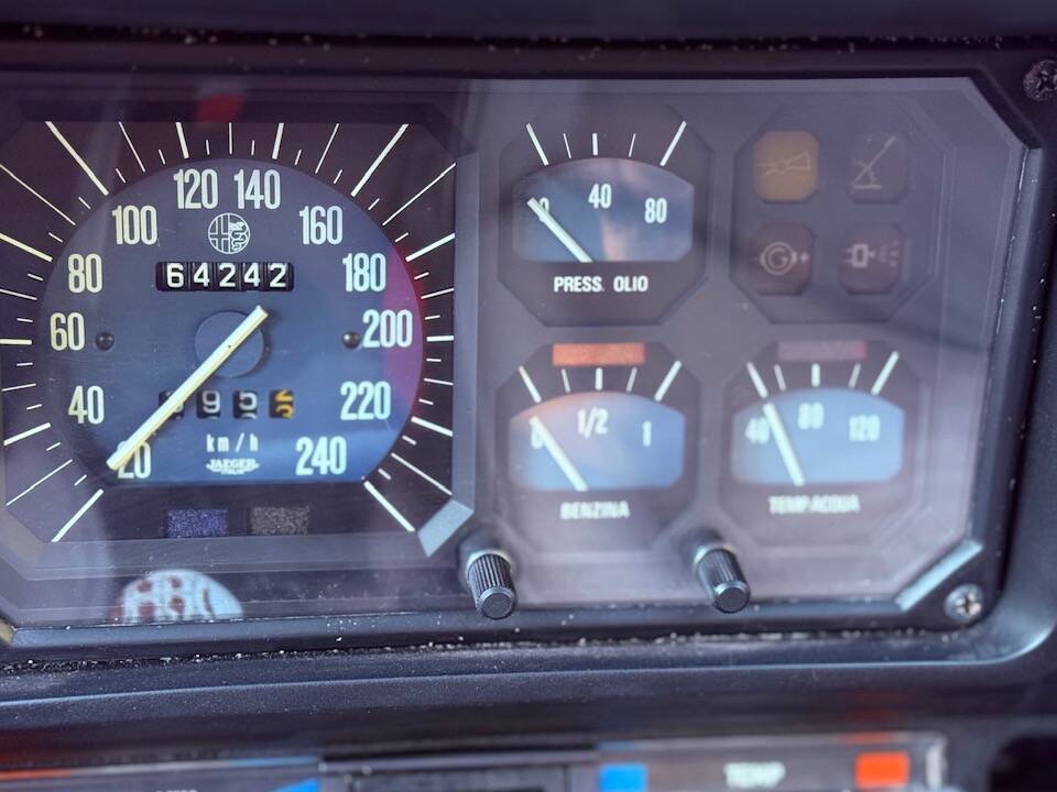 Image 20/21 of Alfa Romeo Alfetta GTV 2.0 L (1978)