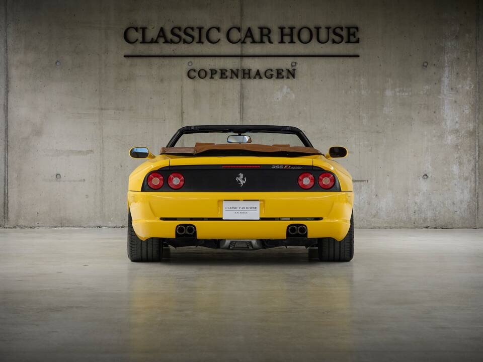 Image 7/100 of Ferrari F 355 Spider (1999)