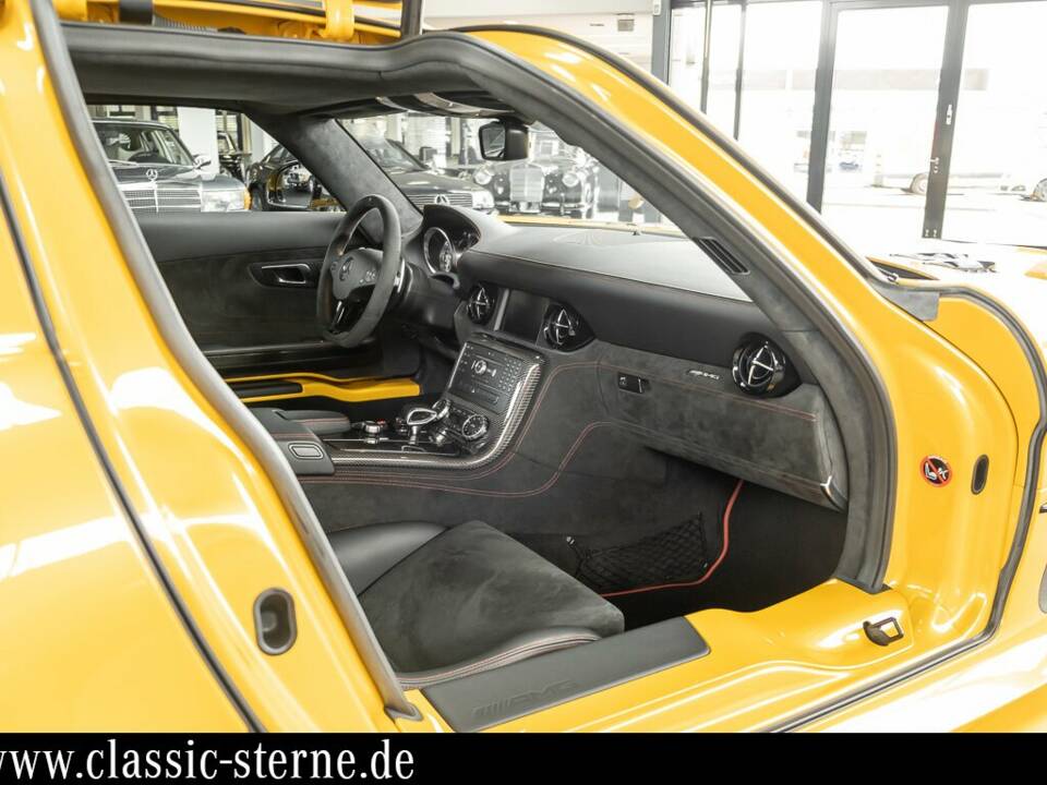Image 15/15 de Mercedes-Benz SLS AMG Black Series (2014)
