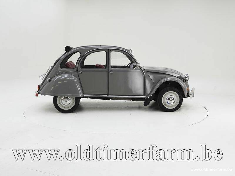 Image 6/15 of Citroën 2 CV 6 (1982)