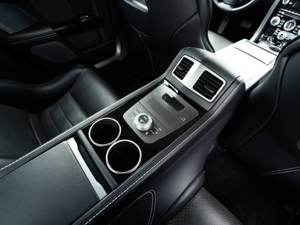 Immagine 28/31 di Aston Martin Rapide S (2014)