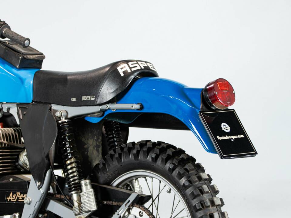 Immagine 16/50 di Aspes DUMMY (1977)