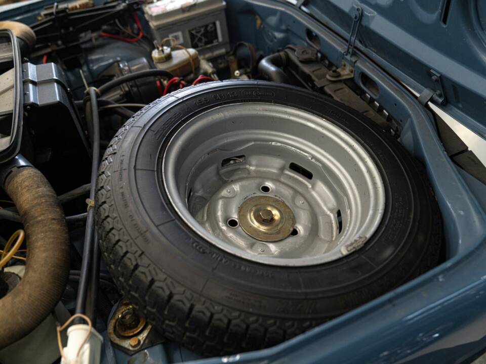 Image 43/45 of Volvo 66 (1980)