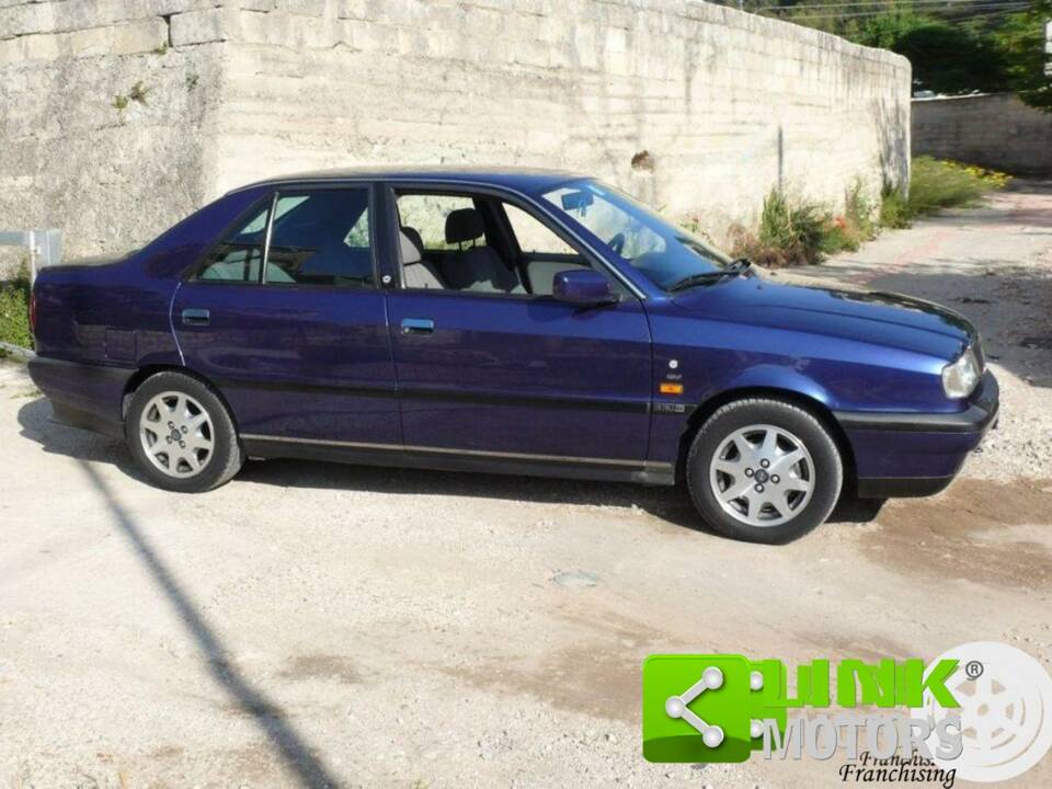 Imagen 4/10 de Lancia Dedra 1.8 i.e. 16V (1996)