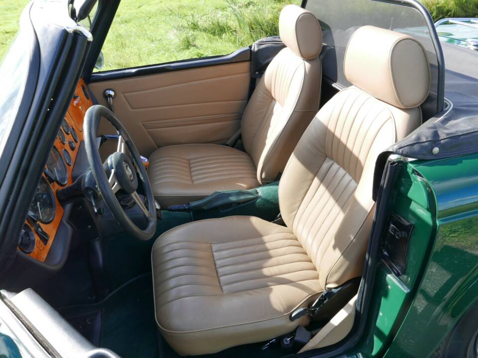 Afbeelding 44/50 van Triumph TR 6 (1971)