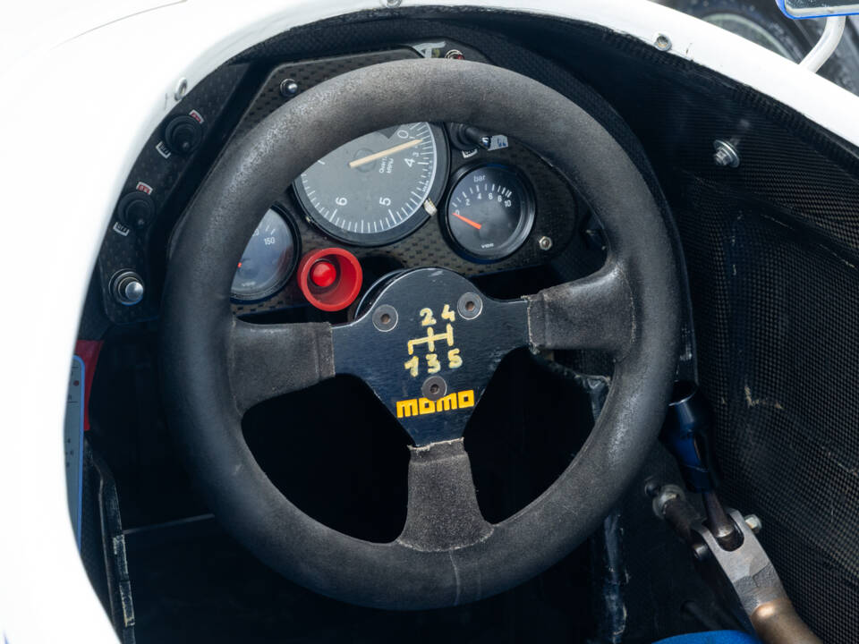 Image 44/64 of Dallara F392 Formula 3 (1992)