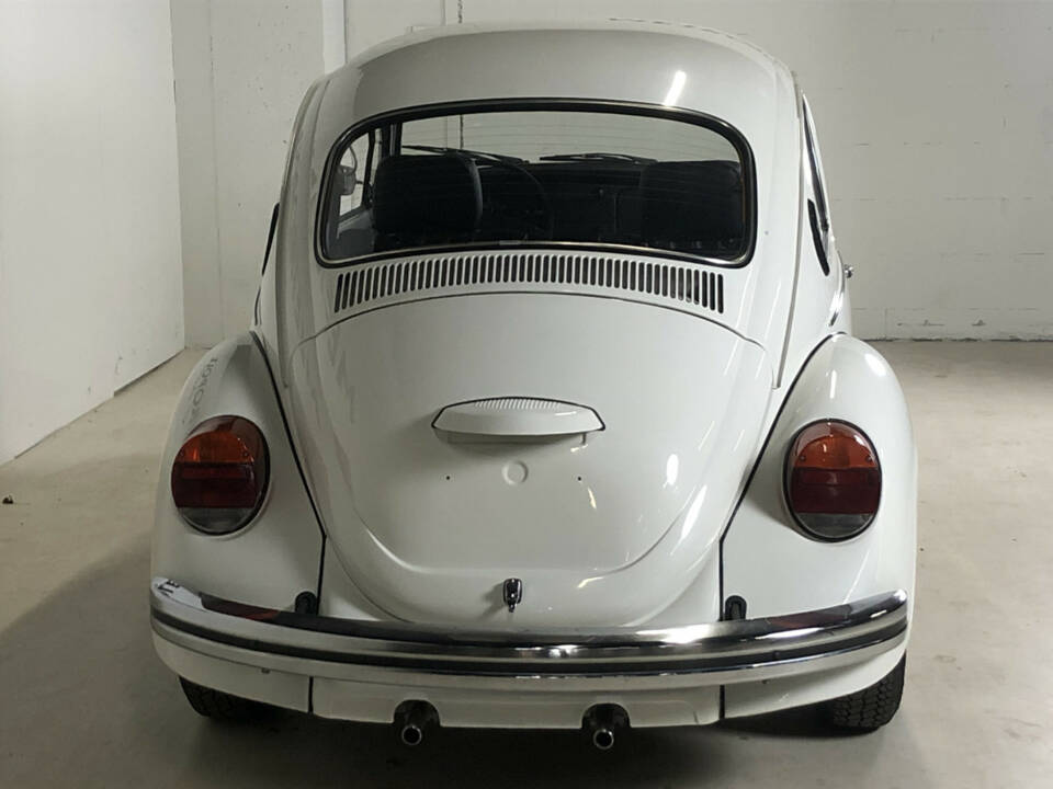 Imagen 9/24 de Volkswagen Coccinelle 1200 L (1984)