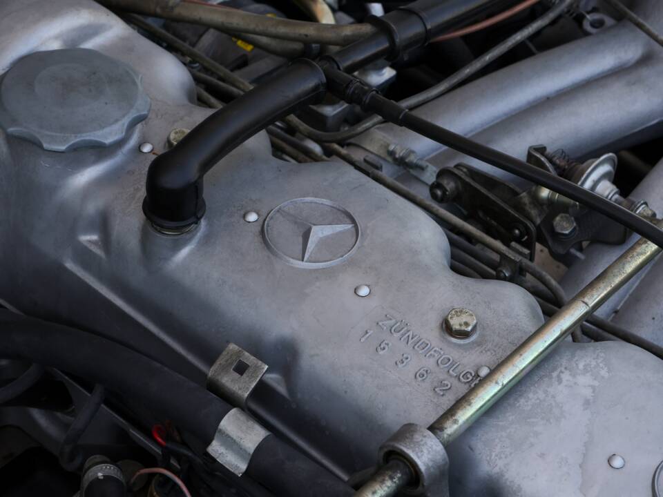 Bild 68/70 von Mercedes-Benz 280 SL (1967)