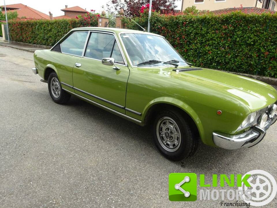 Image 8/10 of FIAT 124 Sport Coupe (1974)