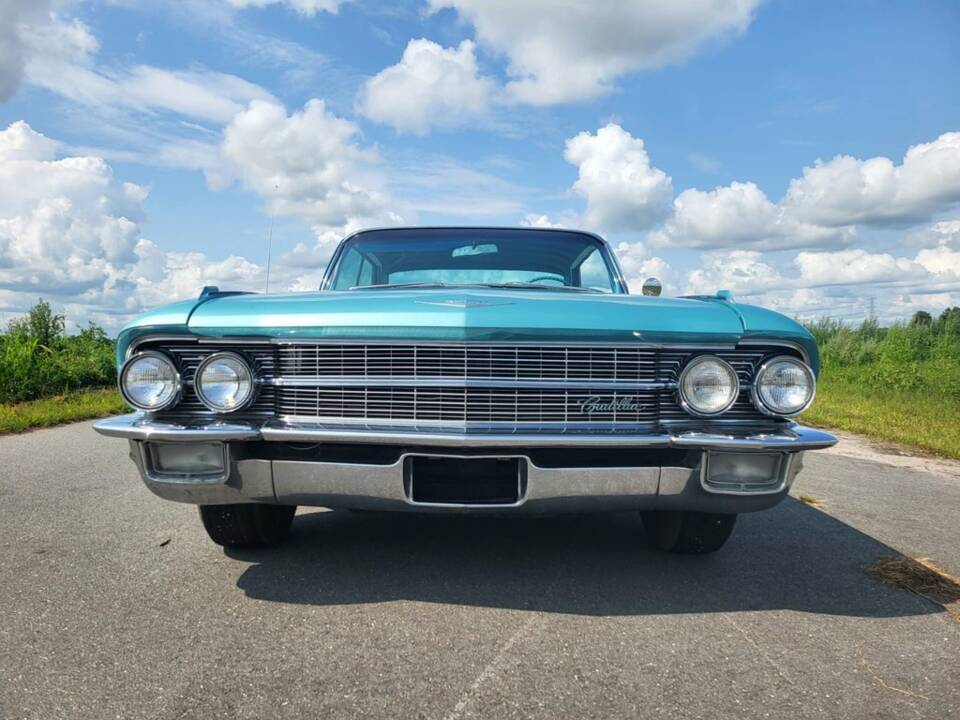 Bild 4/8 von Cadillac 62 Sedan DeVille (1962)