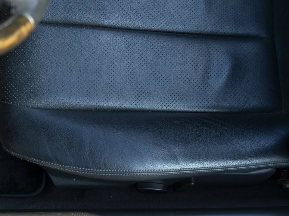 Image 23/50 de Mercedes-Benz SLK 320 (2001)