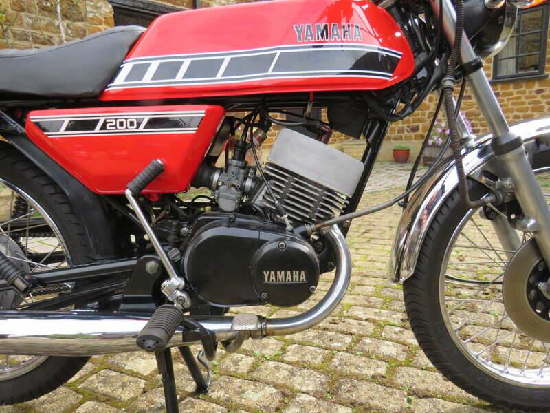 Image 3/40 of Yamaha RD 200 (1978)