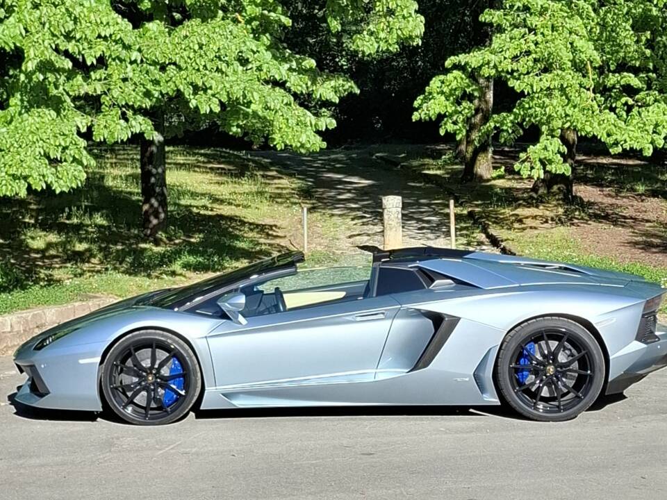 Afbeelding 5/12 van Lamborghini Aventador LP 700-4 Roadster (2015)