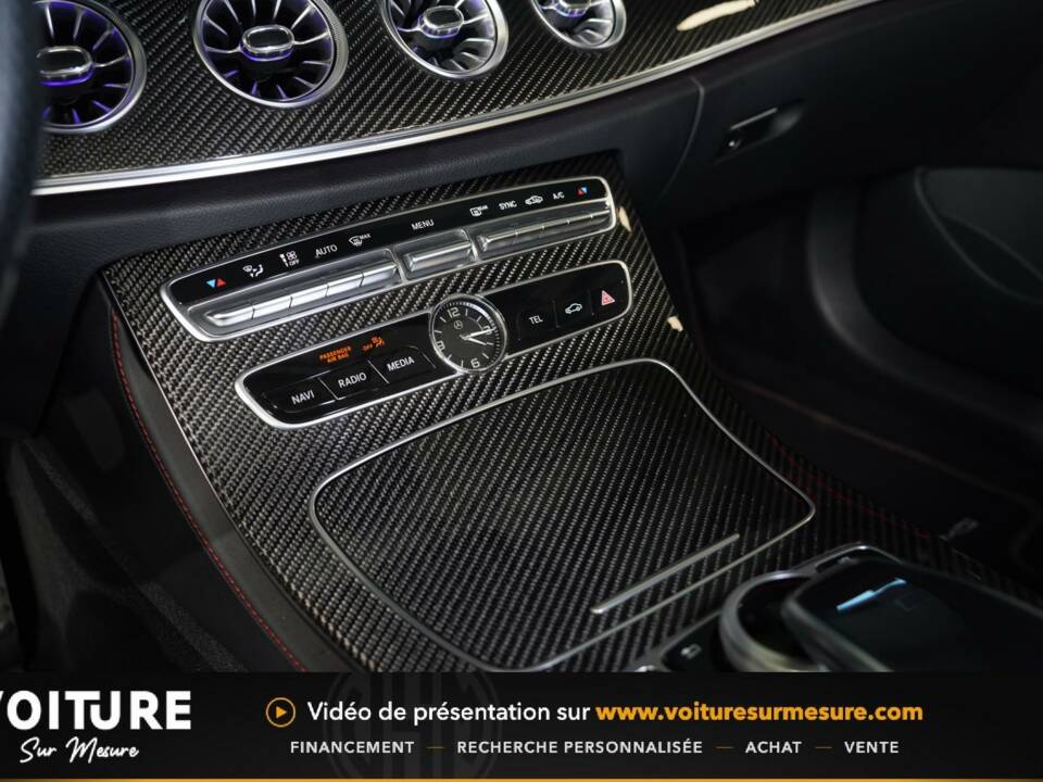Image 14/38 of Mercedes-Benz E 53 AMG 4MATIC T (2019)