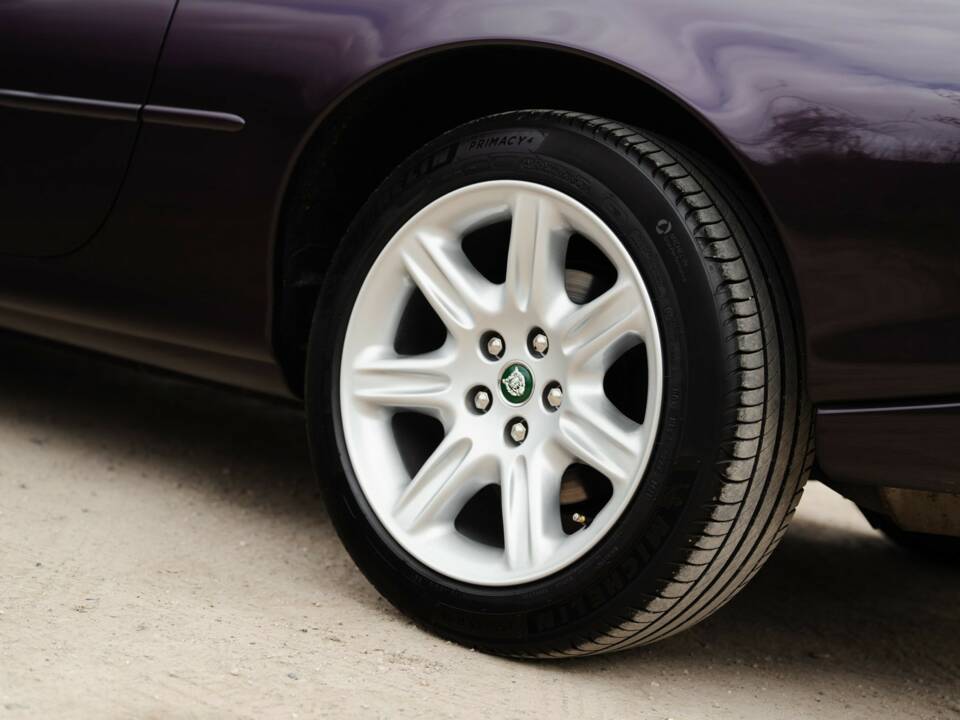Immagine 27/28 di Jaguar XK8 4.0 (1999)