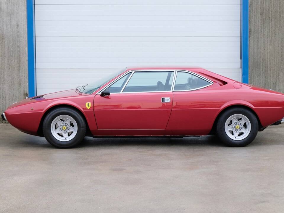 Immagine 2/72 di Ferrari Dino 308 GT4 (1975)