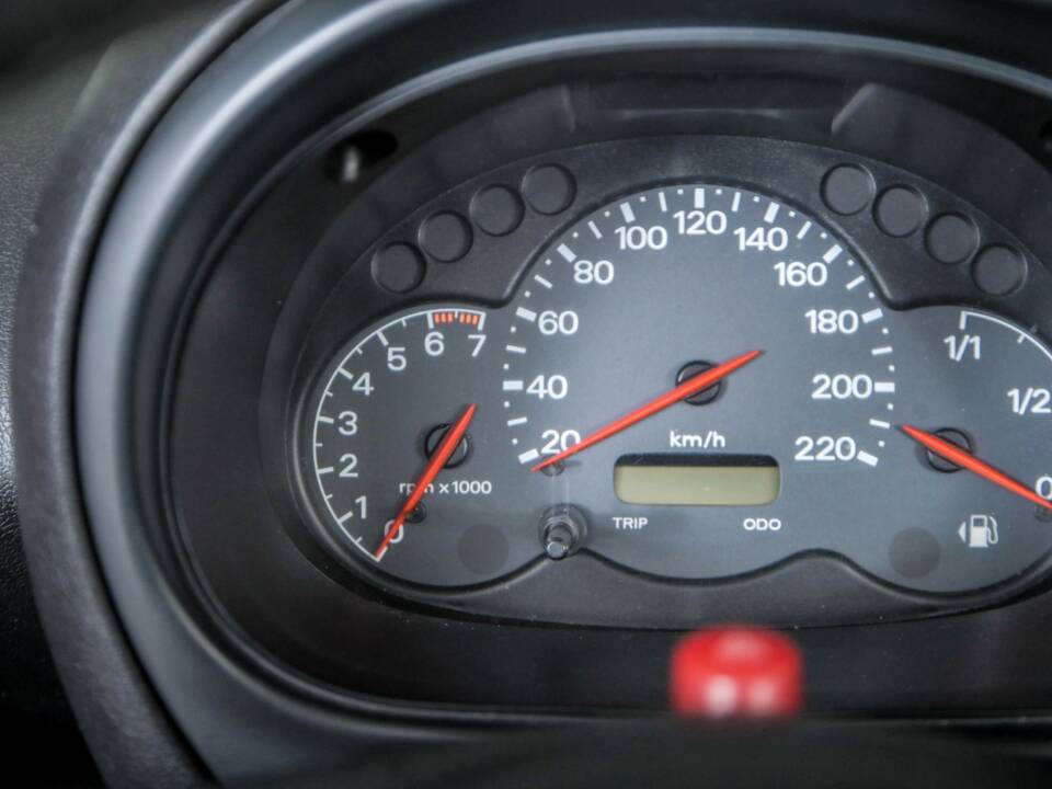 Bild 15/45 von Ford Streetka (2004)