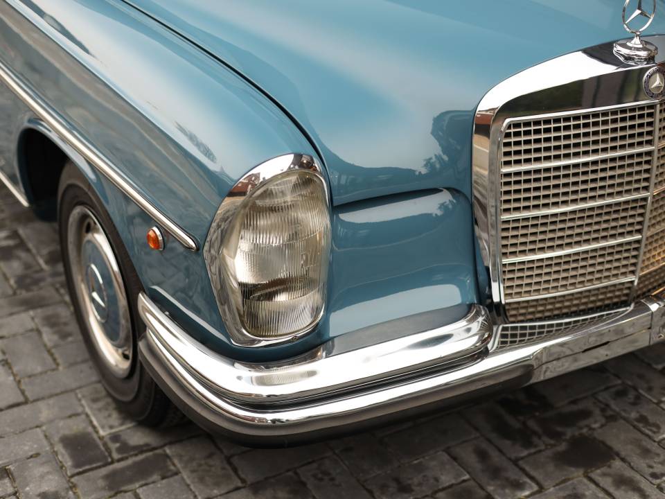 Afbeelding 35/76 van Mercedes-Benz 280 SE (1968)