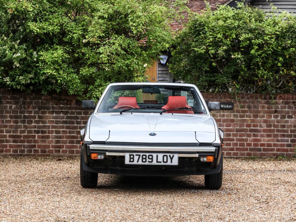 Image 15/50 of FIAT X 1/9 (1984)