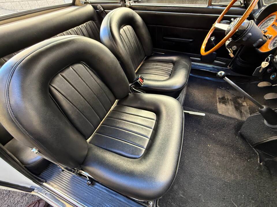 Image 22/23 de Lancia Fulvia Rallye 1.3 S (1970)