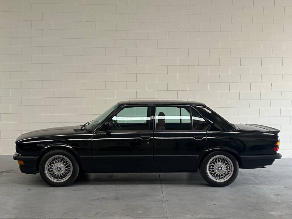 Image 7/21 de BMW M5 (1987)