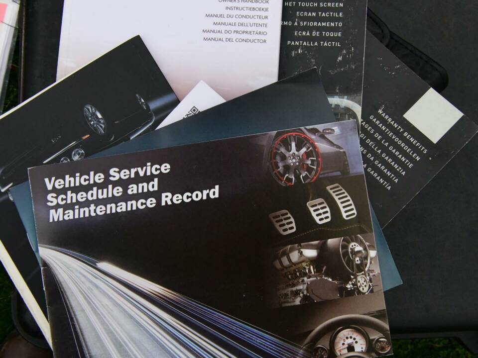 Image 21/50 of Jaguar XJ 8 4.2 (2008)