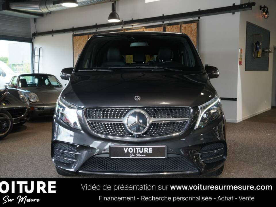 Bild 4/24 von Mercedes-Benz V 300 d 4MATIC (2023)