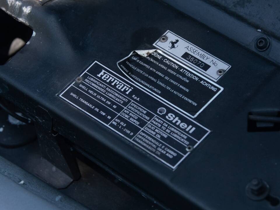 Image 35/37 of Ferrari 550 Maranello (2000)