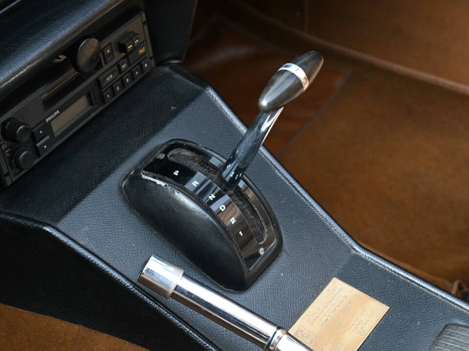 Image 47/50 de Jaguar Type E V12 (1974)