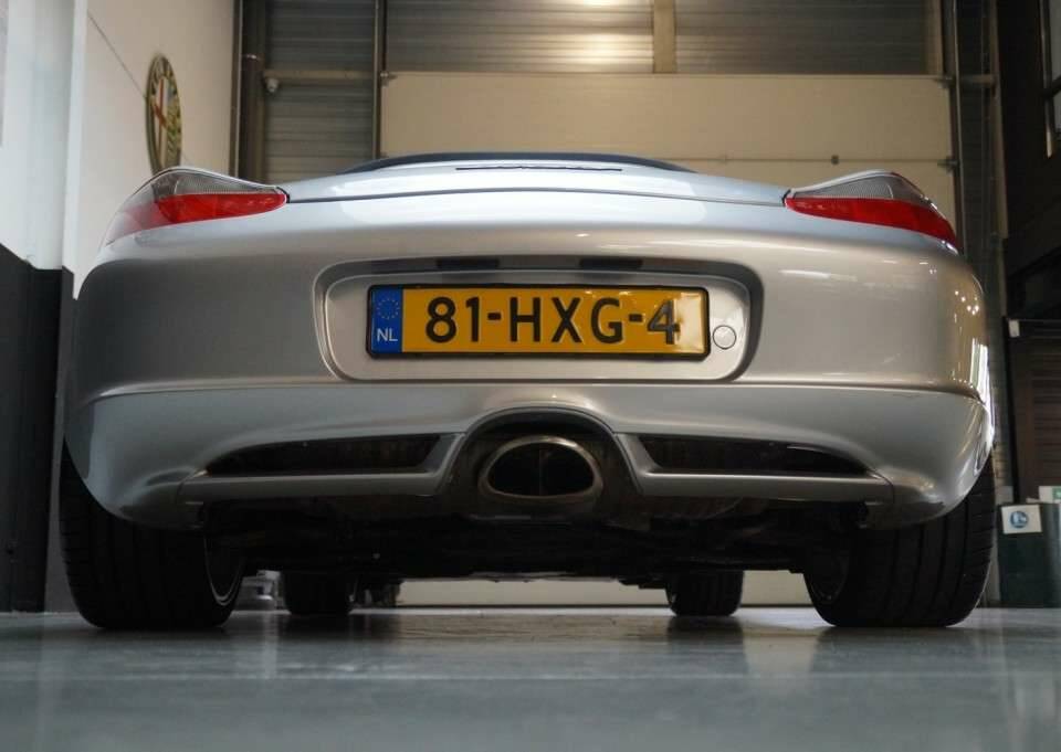 Immagine 39/50 di Porsche Boxster (2003)