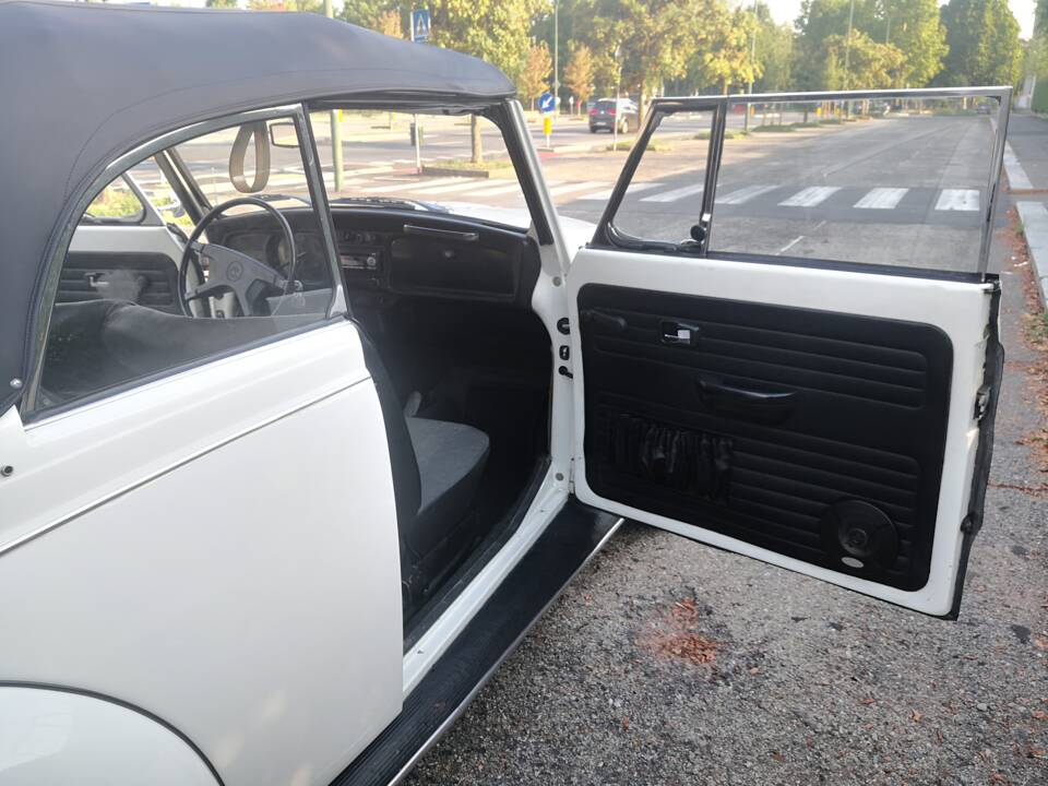 Bild 62/160 von Volkswagen Käfer 1300 (1971)