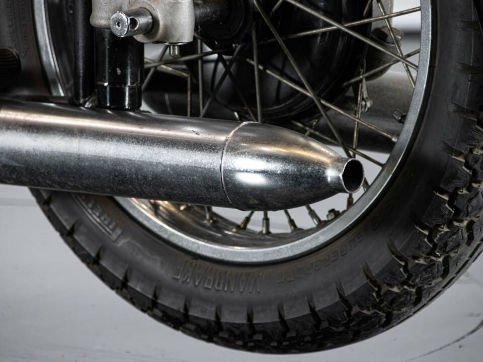 Image 41/50 de BMW R 51 (1954)