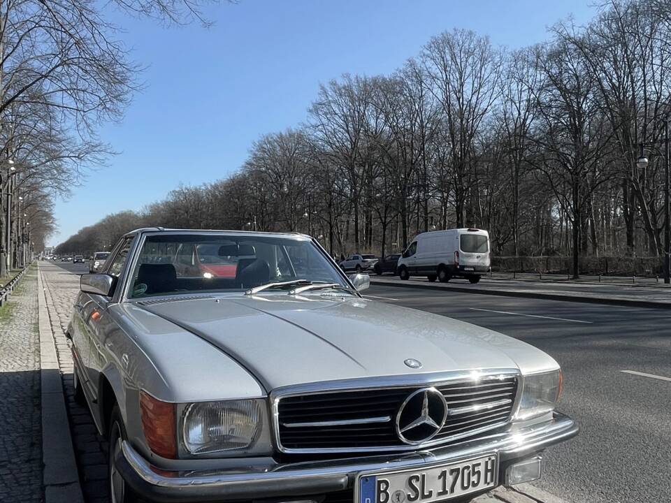 Image 1/22 of Mercedes-Benz 280 SL (1982)