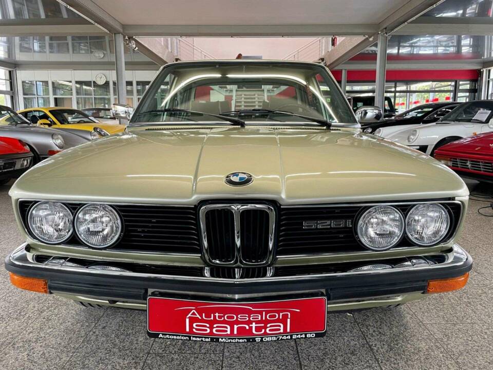 Afbeelding 3/20 van BMW 528i (1979)