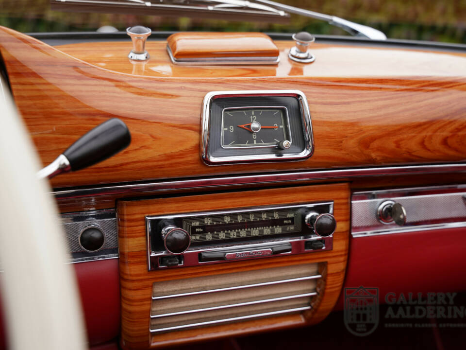 Image 37/50 of Mercedes-Benz 220 SE Cabriolet (1960)