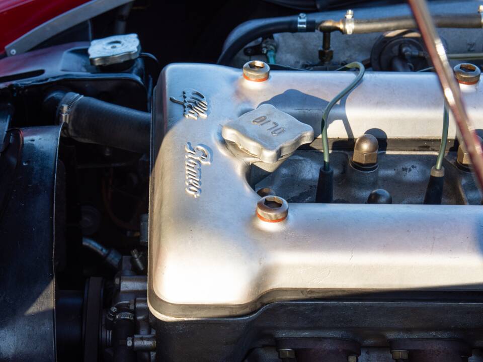Immagine 90/94 di Alfa Romeo 2600 Spider (1964)