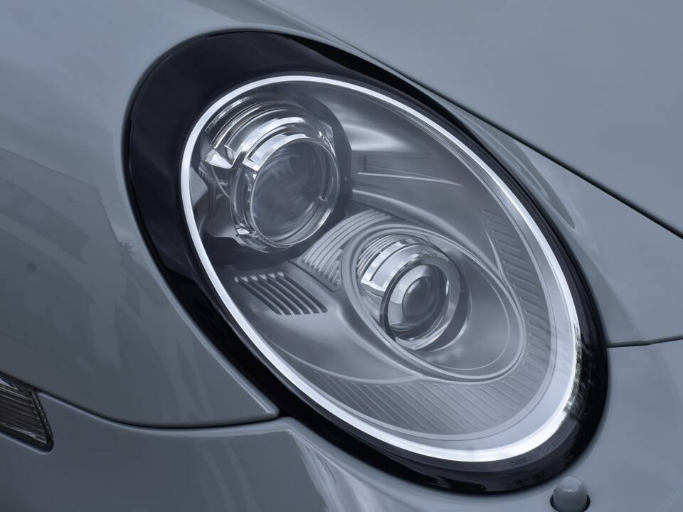 Image 7/50 of Porsche 911 Sport Classic (2010)