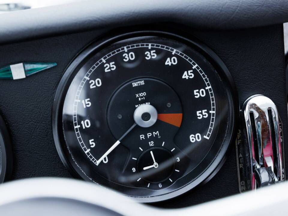 Afbeelding 36/50 van Jaguar E-Type 3.8 (1961)